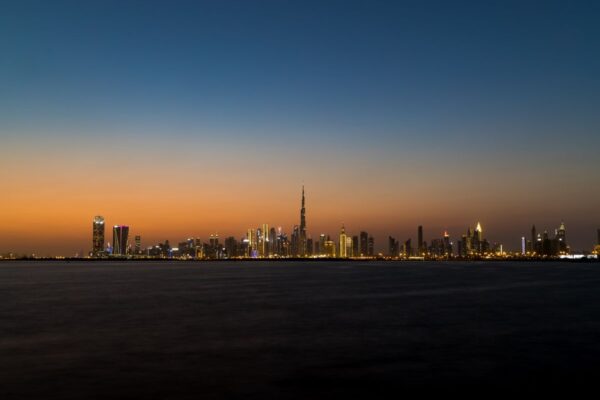 High-Paying Jobs in the UAE 2026: Dubai and Abu Dhabi Visa Sponsorship Guide