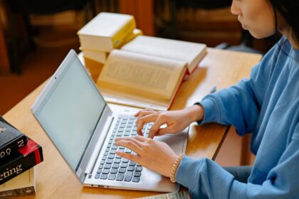 How to Write a Scholarship Essay That Actually Gets Read